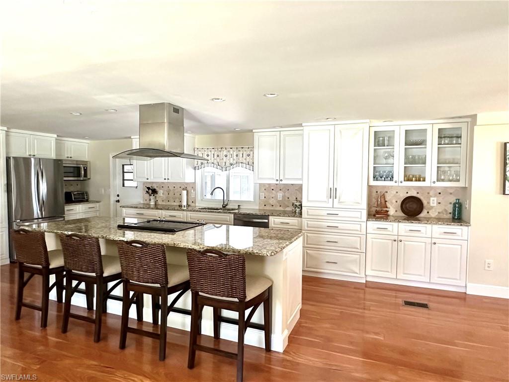26242 Colony Road Bonita Springs, FL 34135 - Photo 6 of 33 Gallery Image 6