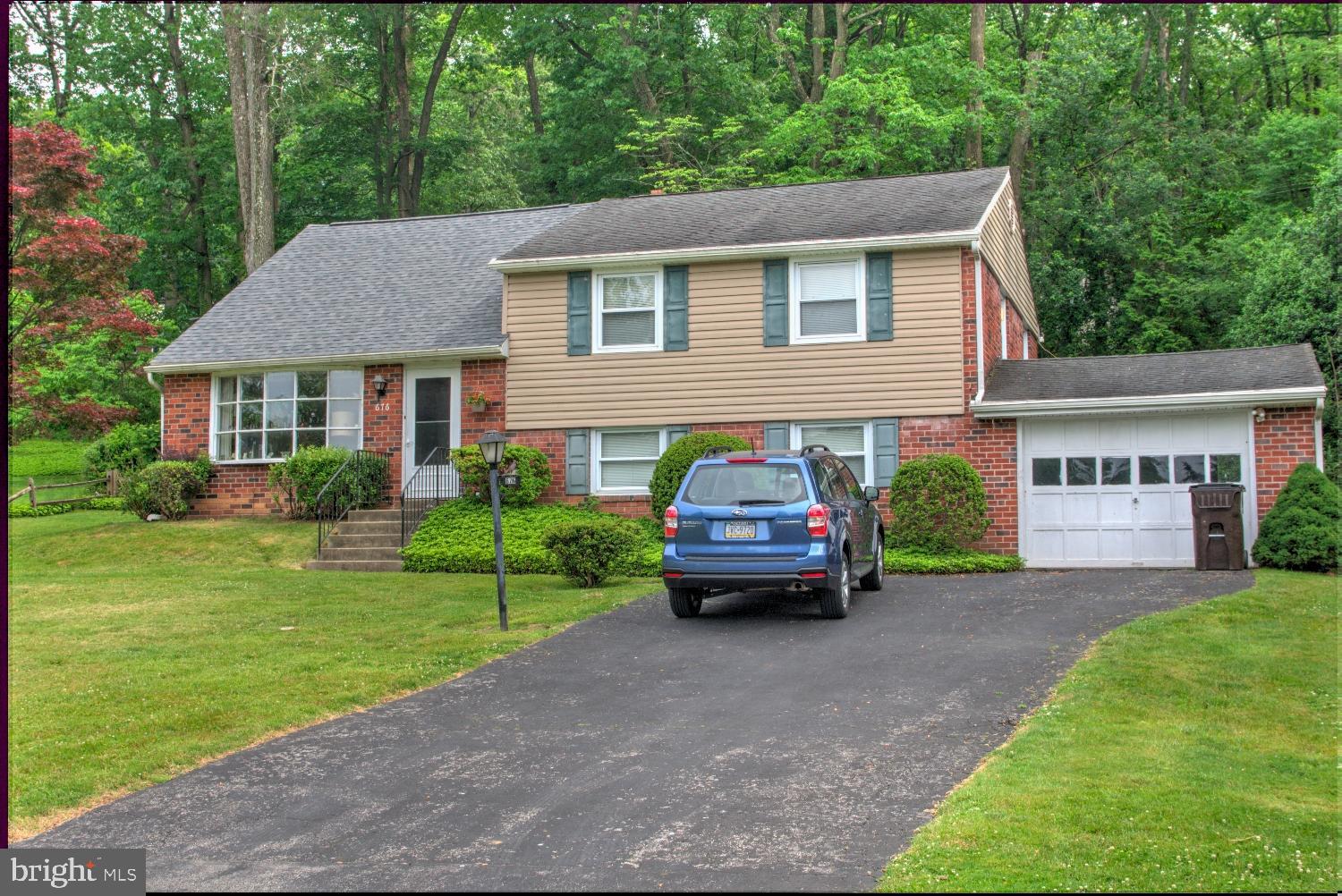 676 Mallard Road Wayne, PA 19087 - Photo 1 of 31