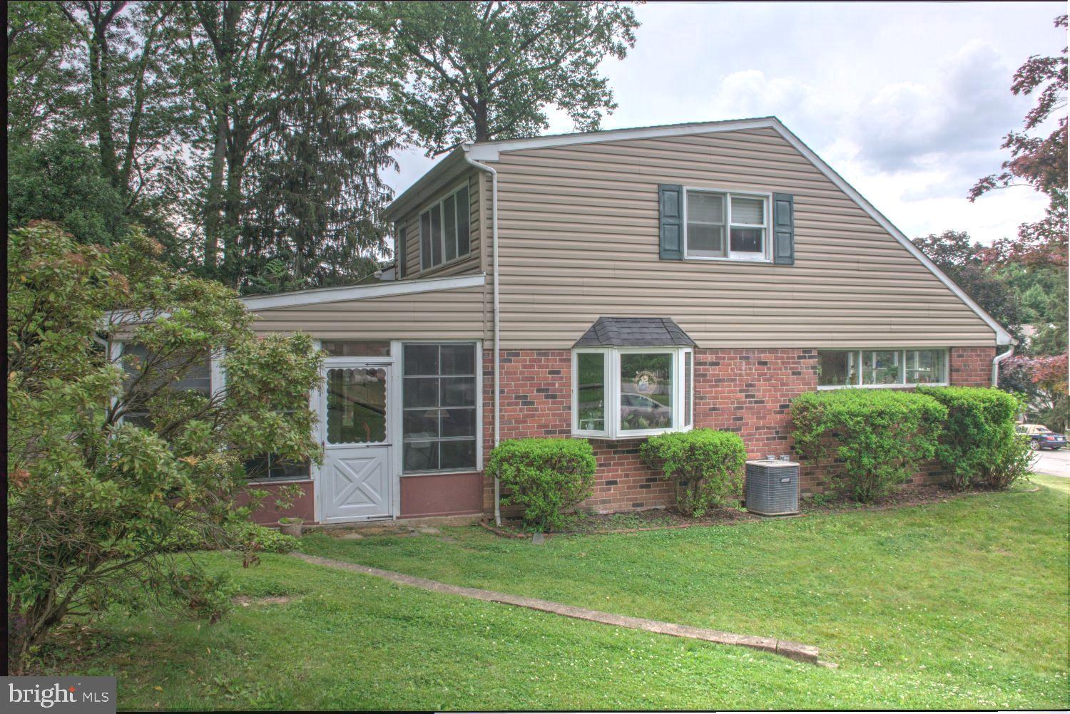 676 Mallard Road Wayne, PA 19087 - Photo 2 of 31
