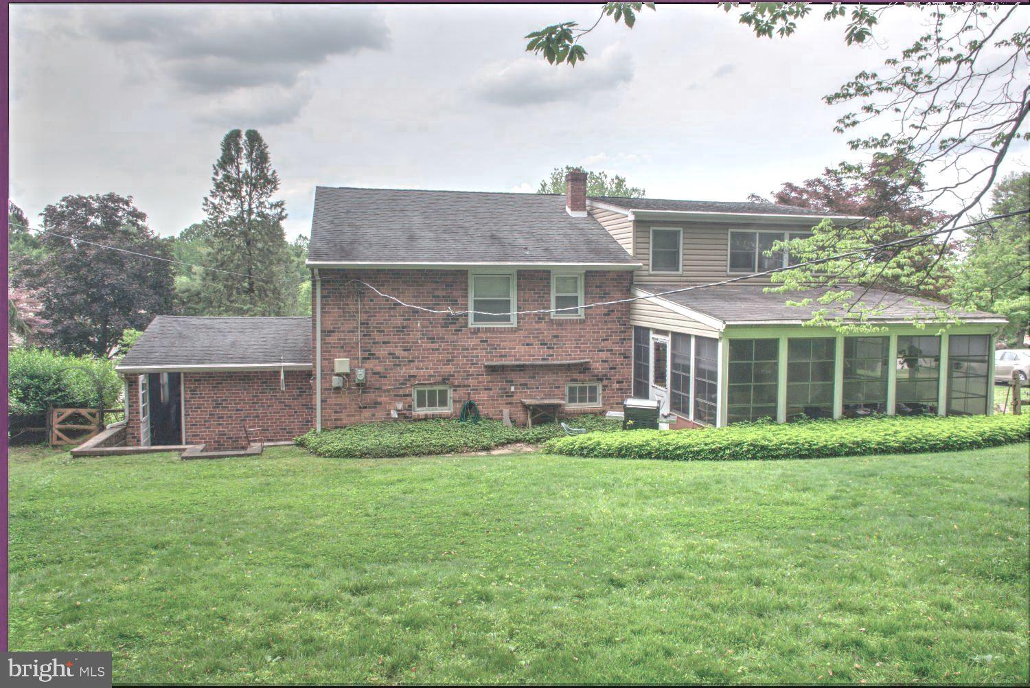 676 Mallard Road Wayne, PA 19087 - Photo 4 of 31