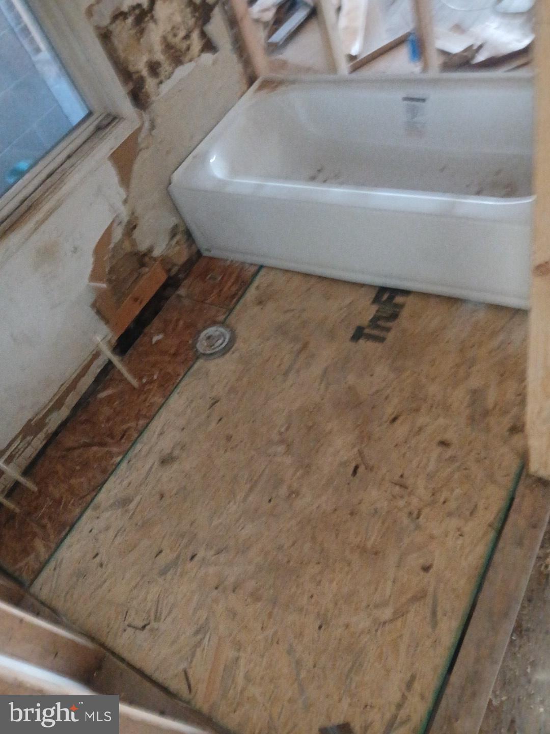 2932 Greenmount Avenue Baltimore, MD 21218 - Photo 10 of 15