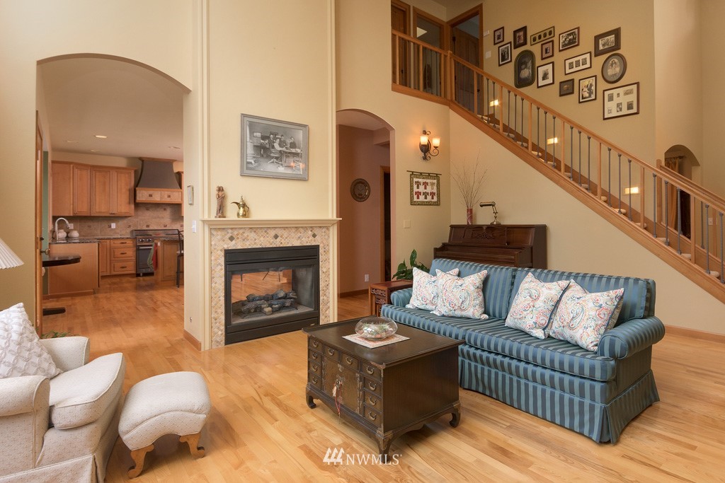 15778 Virginia Loop Road Northeast Poulsbo, WA 98370 - Photo 12 of 40 Gallery Image 12