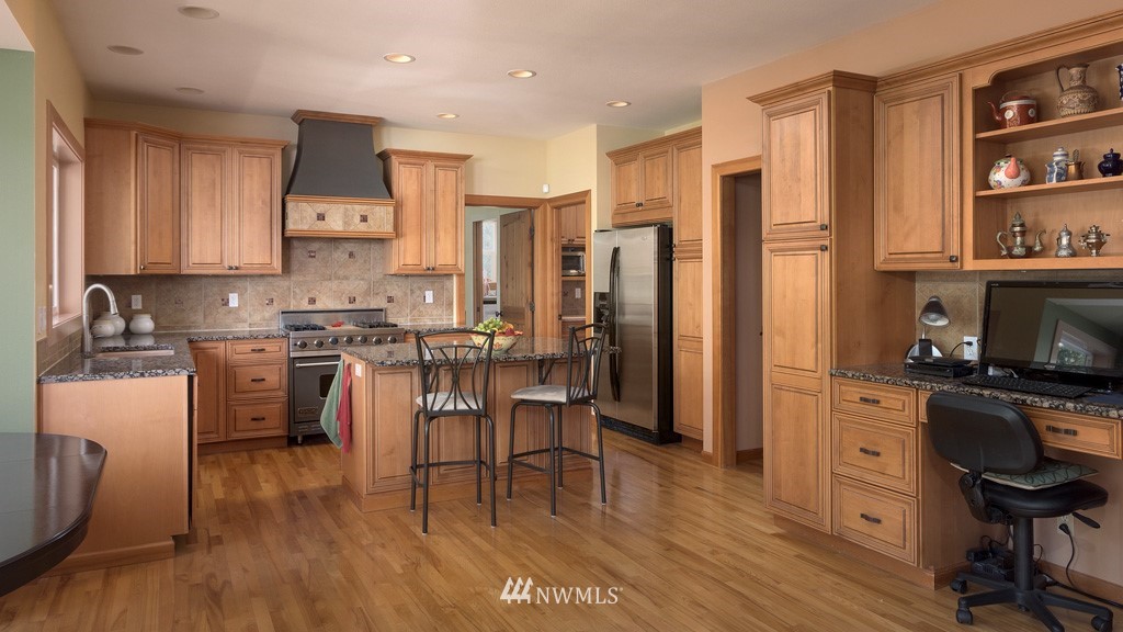 15778 Virginia Loop Road Northeast Poulsbo, WA 98370 - Photo 14 of 40 Gallery Image 14