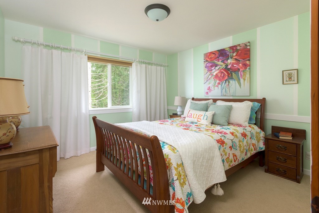 15778 Virginia Loop Road Northeast Poulsbo, WA 98370 - Photo 26 of 40 Gallery Image 26