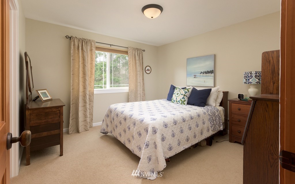 15778 Virginia Loop Road Northeast Poulsbo, WA 98370 - Photo 28 of 40 Gallery Image 28