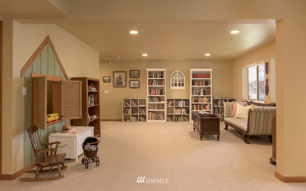 15778 Virginia Loop Road Northeast Poulsbo, WA 98370 - Photo 30 of 40 Gallery Image 30