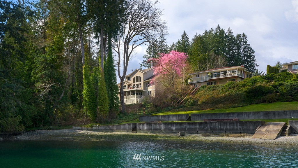 15778 Virginia Loop Road Northeast Poulsbo, WA 98370 - Photo 37 of 40 Gallery Image 37