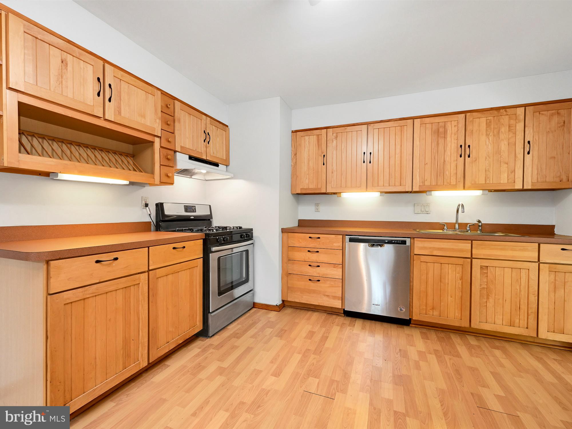 90 Arnold Road Enola, PA 17025 - Photo 7 of 22 Kitchen 2