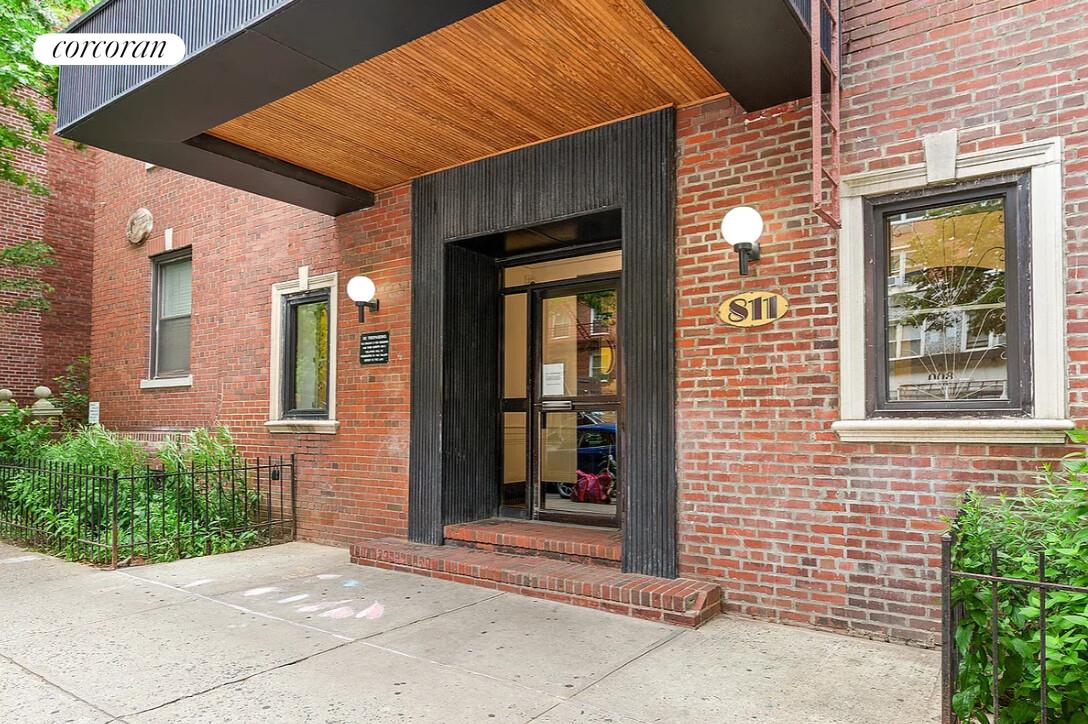 811 Cortelyou Road, Unit 3H Brooklyn, NY 11218 - Photo 10 of 12