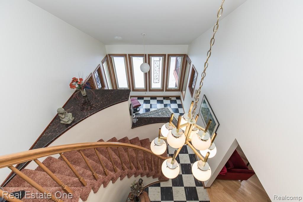 2545 Munster Road Rochester Hills, MI 48309 - Photo 17 of 33