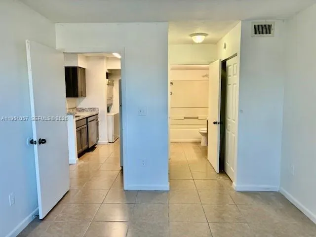 $2,050 | 15221 Southwest 80th Street, Unit 306, Miami, FL 33193