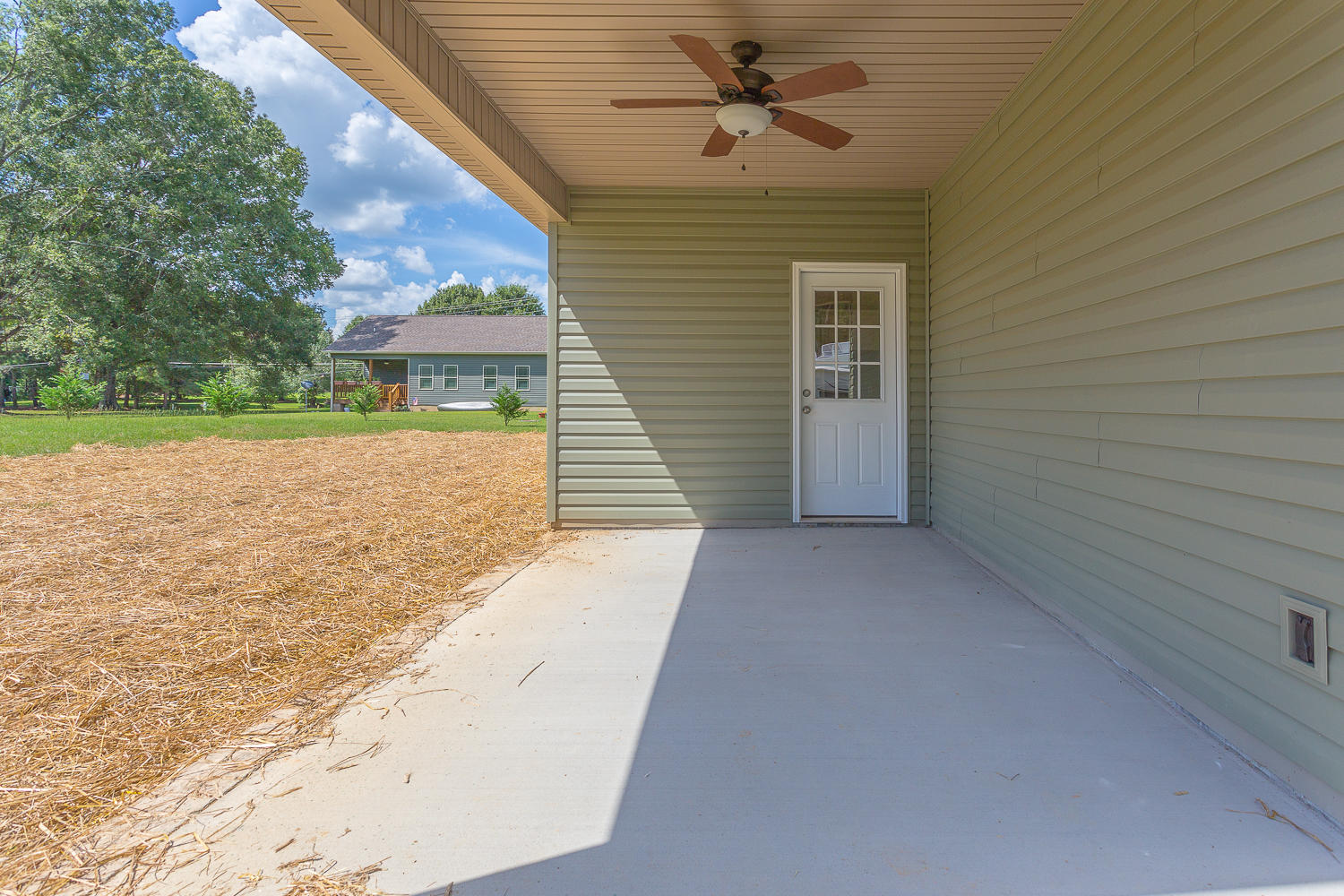 2892 Peavine Road Rock Spring, GA 30739 - Photo 3 of 22 2892 Peavine-16