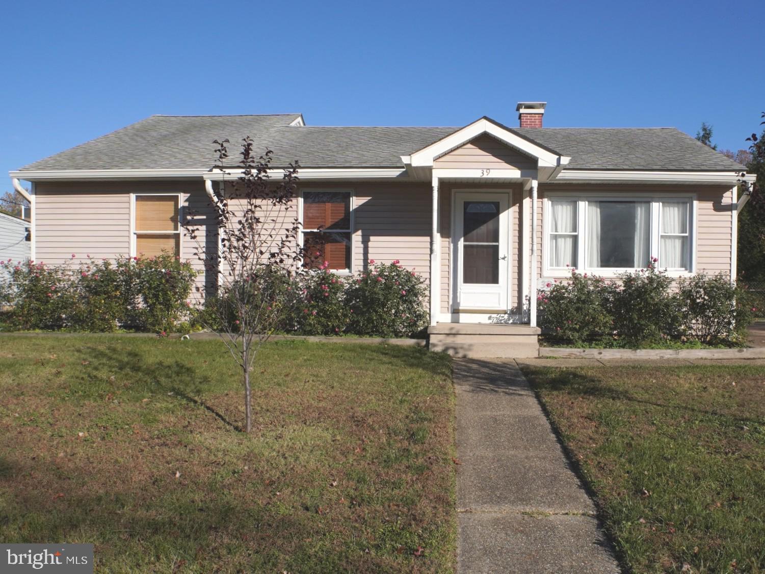 39 Oak Court Annapolis, MD 21401 - Photo 2 of 49