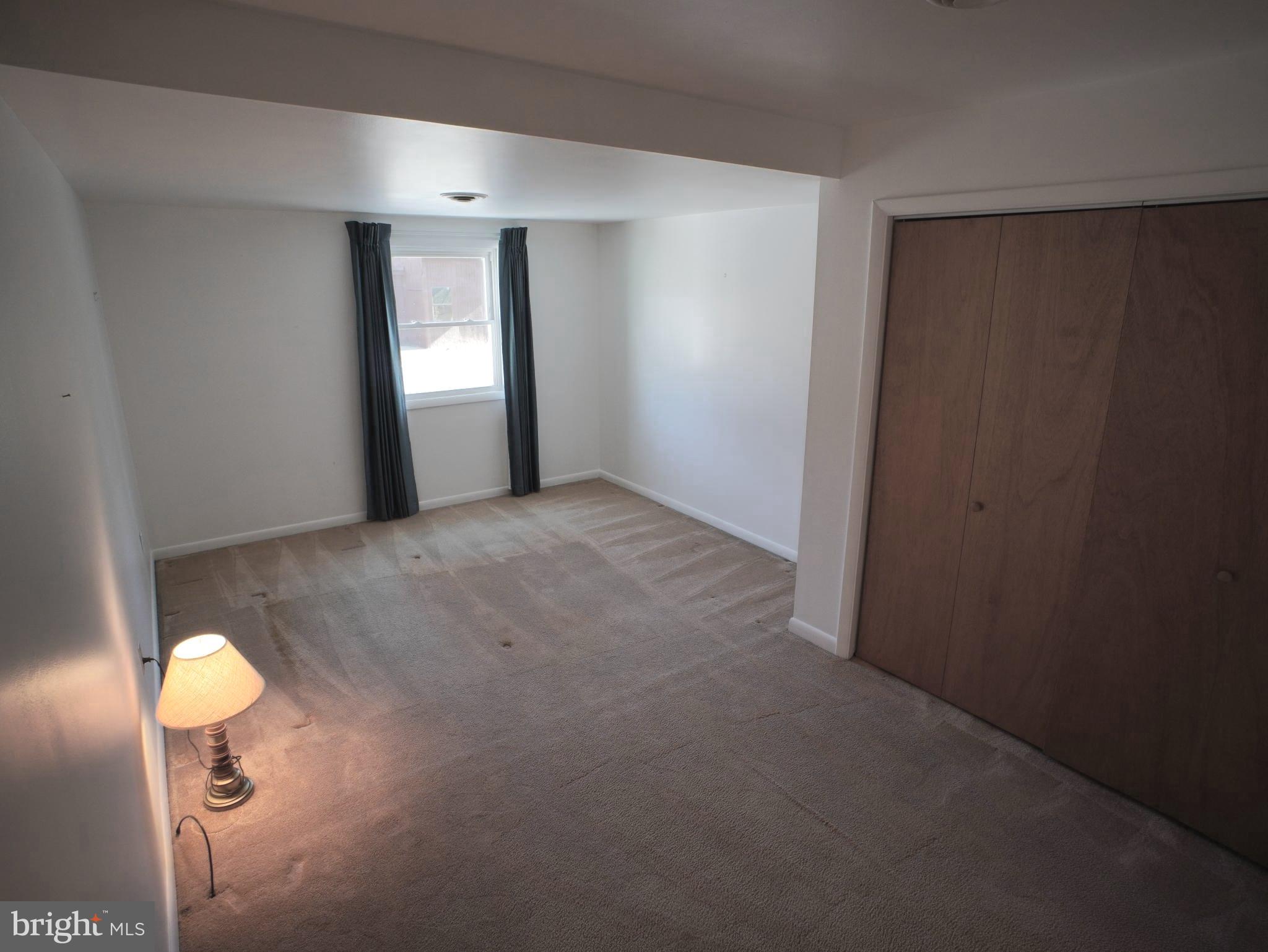 39 Oak Court Annapolis, MD 21401 - Photo 22 of 49 Bedroom 2