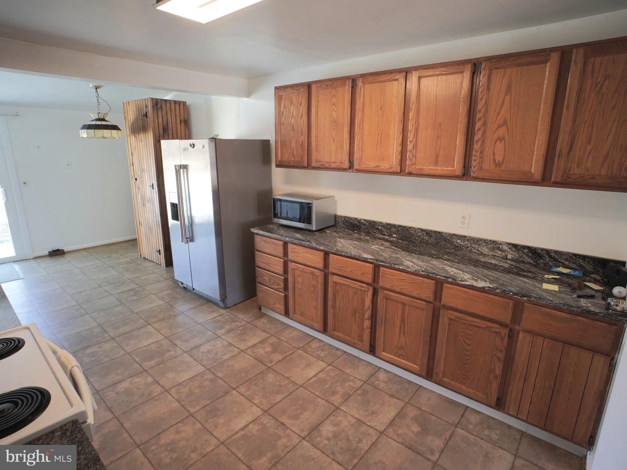 39 Oak Court Annapolis, MD 21401 - Photo 9 of 49