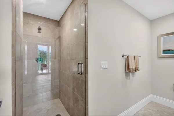 $1,000,000 | 834 Bay Colony Drive South, Juno Beach, FL 33408