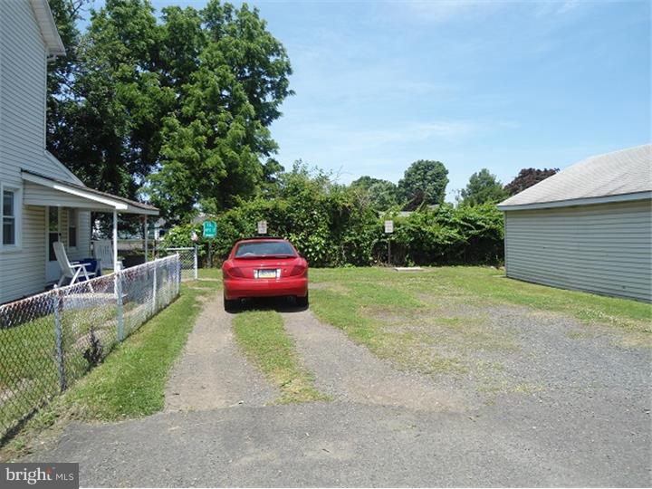 732 Brown Street Bristol, PA 19007 - Photo 2 of 21 Exterior Front