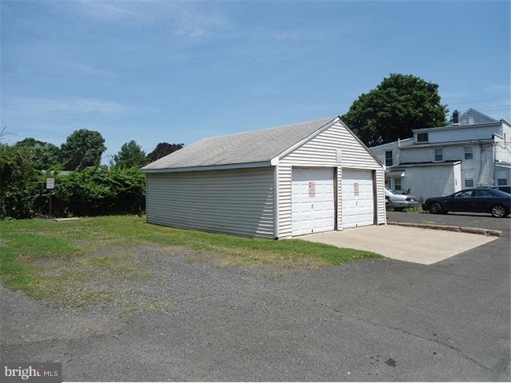 732 Brown Street Bristol, PA 19007 - Photo 3 of 21 Exterior Front