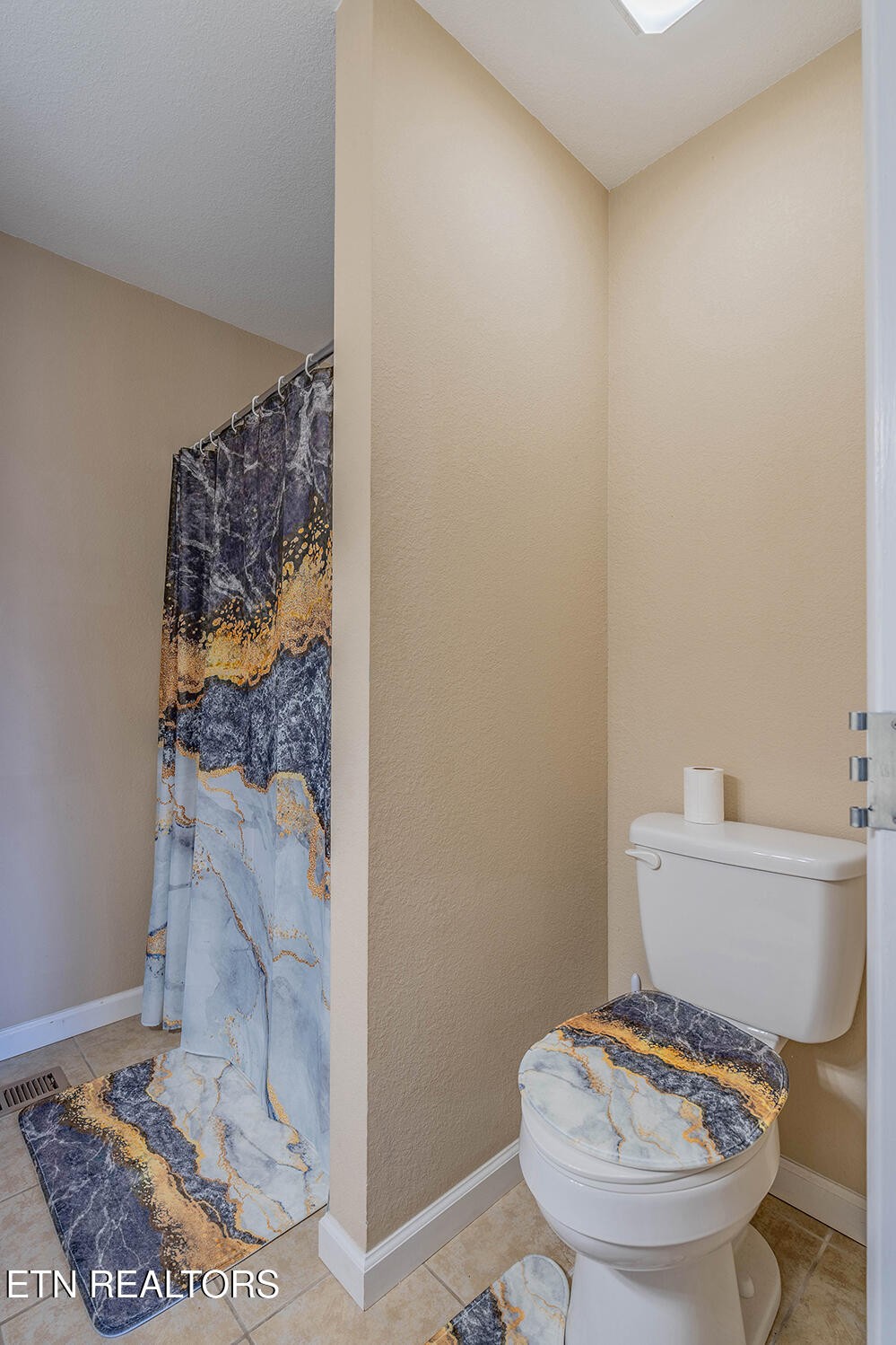 561 Mt Zion Road Jacksboro, TN 37757 - Photo 15 of 39 Gallery Image 15