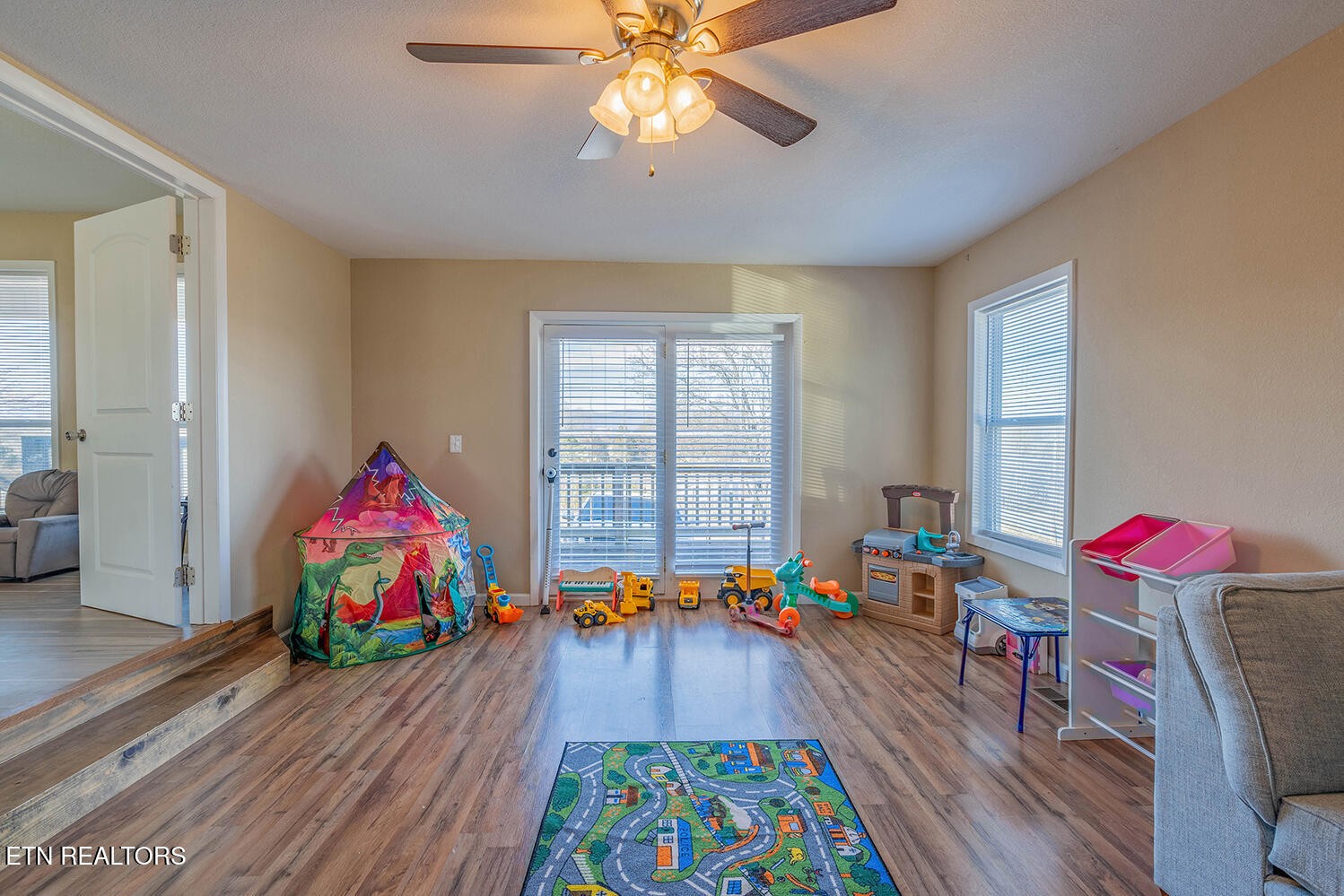 561 Mt Zion Road Jacksboro, TN 37757 - Photo 16 of 39 Gallery Image 16