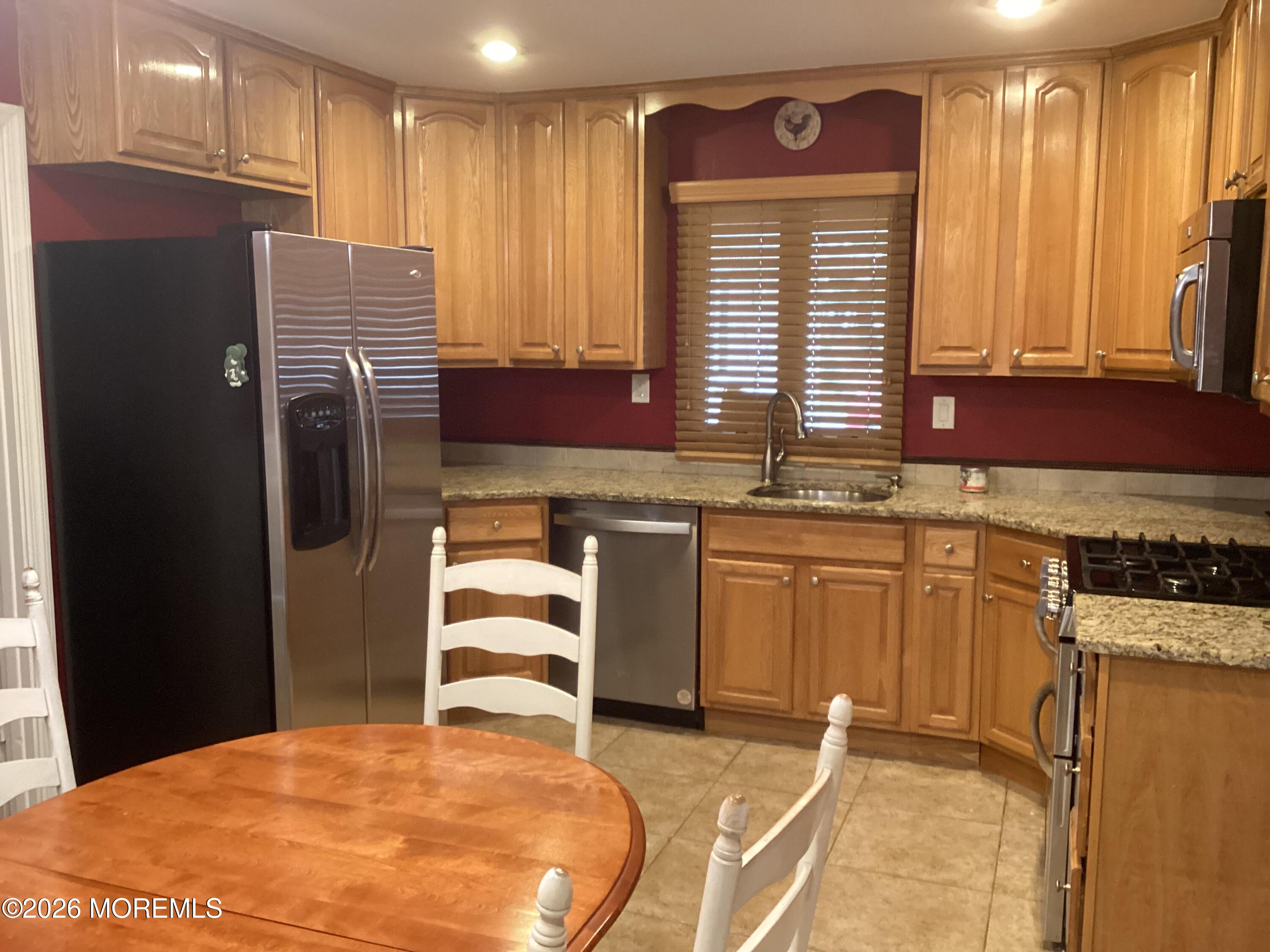 41 Faith Lane Matawan, NJ 07747 - Photo 19 of 27 IMG_0077