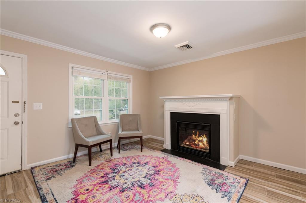 1520 Pebblebrook Road Winston-Salem, NC 27105 - Photo 5 of 26