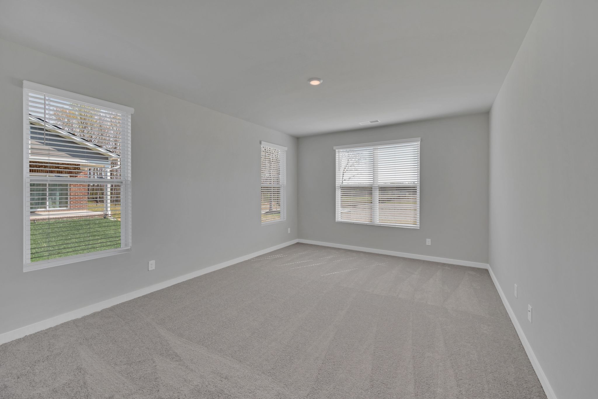 1300 Branch Street Lebanon, TN 37087 - Photo 21 of 43 a view of an empty room with a window