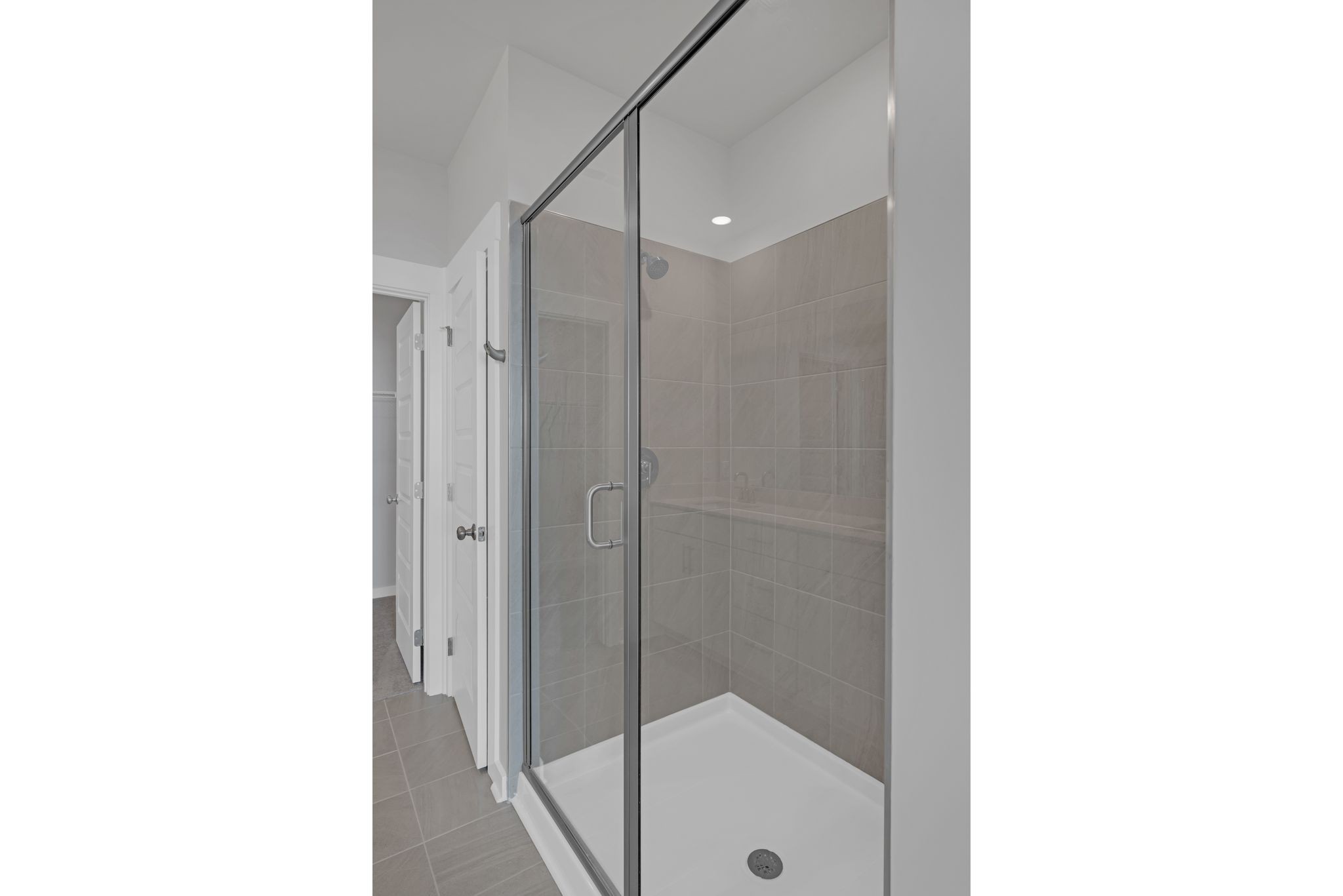 1300 Branch Street Lebanon, TN 37087 - Photo 23 of 43 a bathroom with a shower and a room
