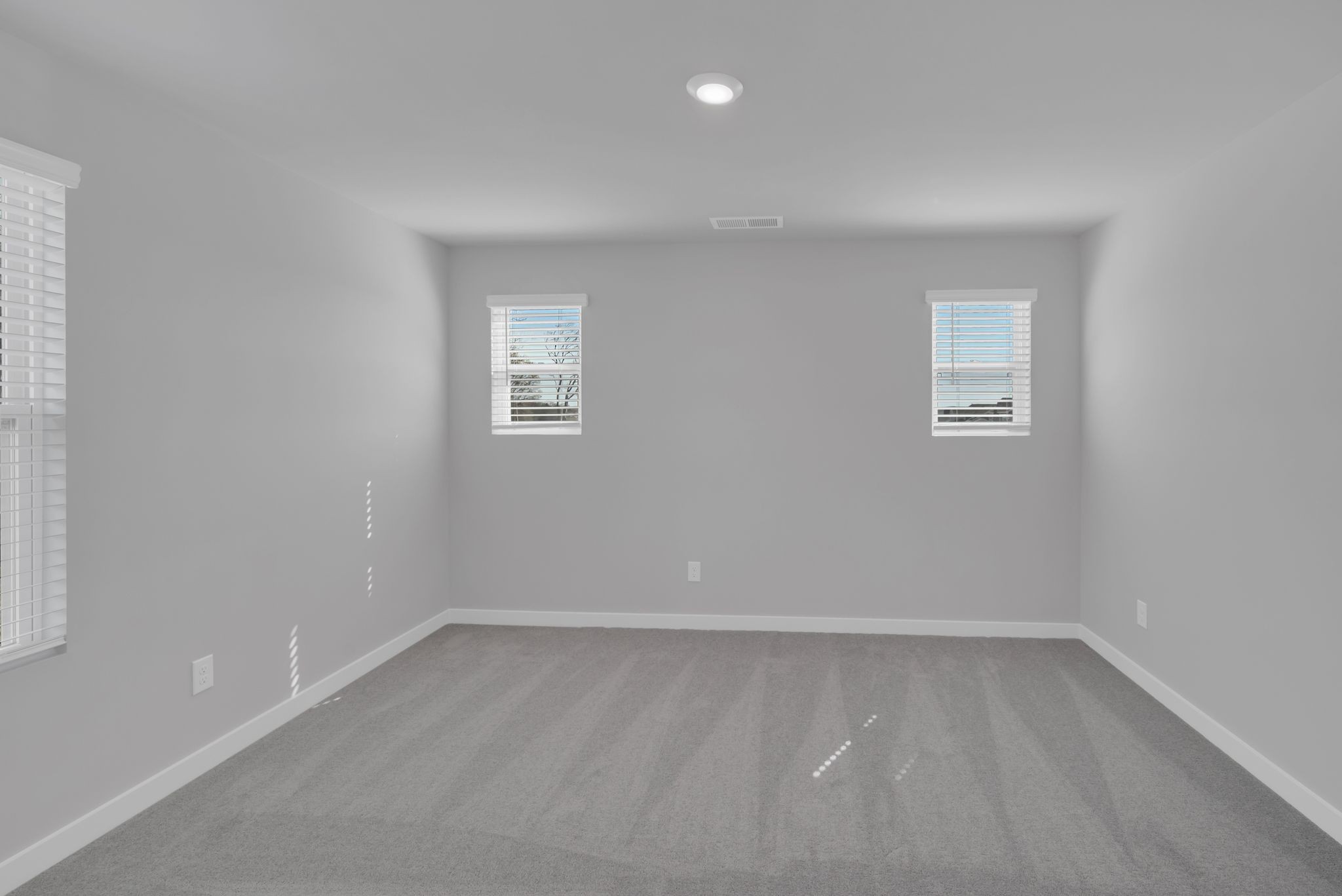 1300 Branch Street Lebanon, TN 37087 - Photo 33 of 43 an empty room with a window