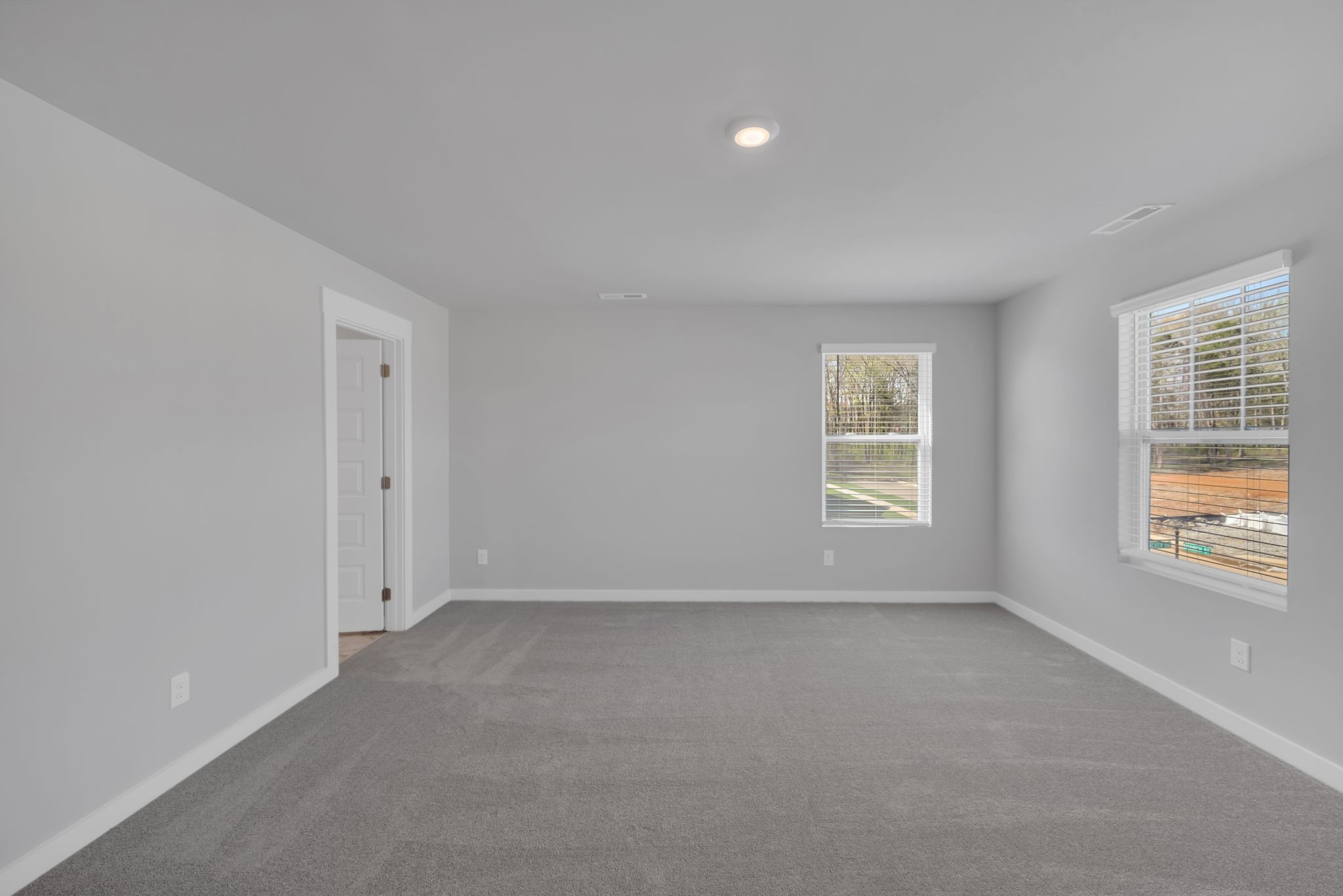 1300 Branch Street Lebanon, TN 37087 - Photo 37 of 43 an empty room with windows