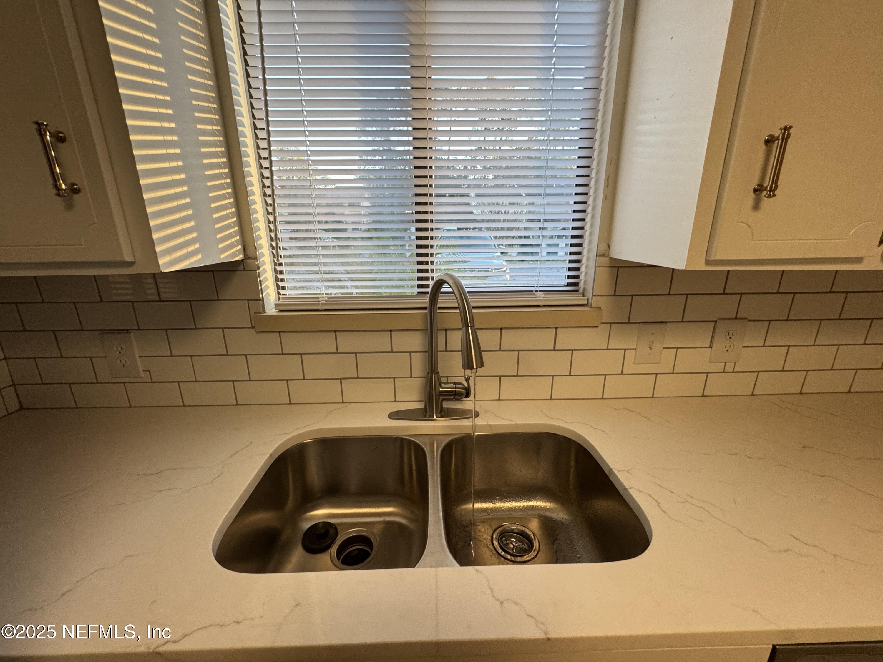 4263 Windergate Drive Jacksonville, FL 32257 - Photo 5 of 17 IMG_5581