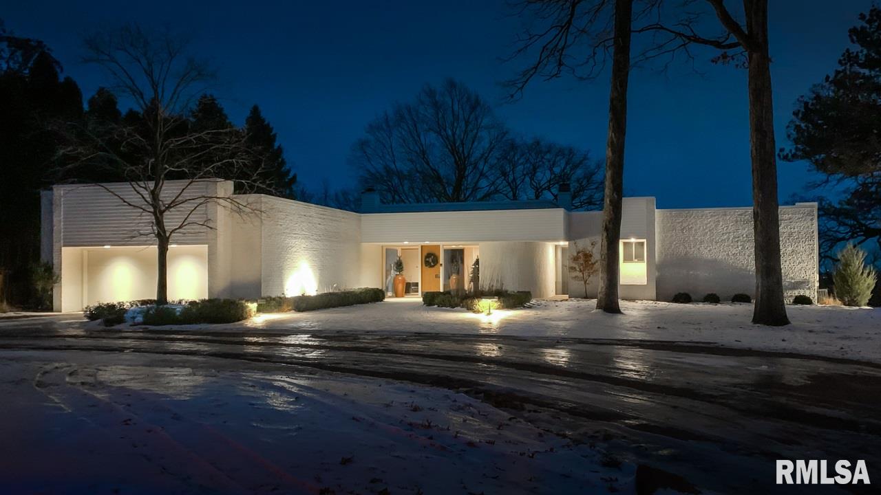 602 East High Point Road Peoria, IL 61614 - Photo 1 of 50 Gallery Image 1