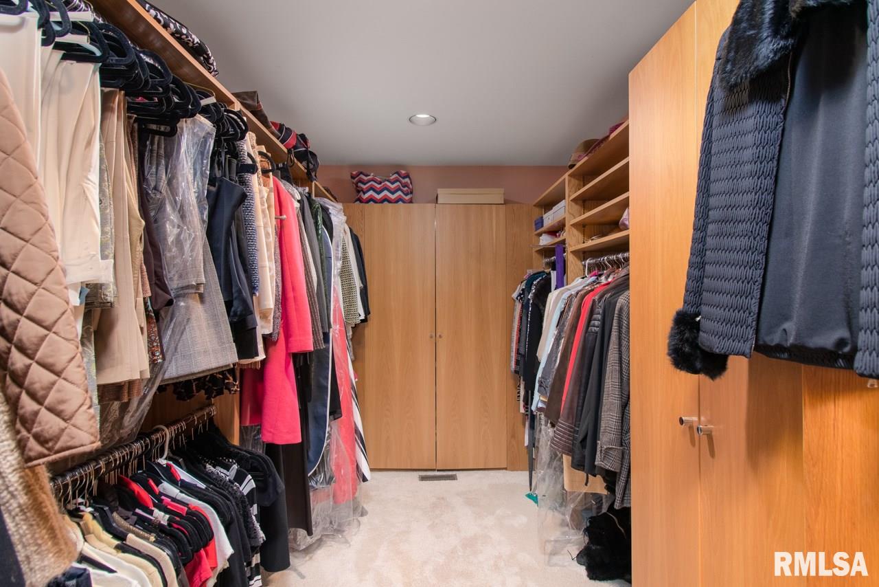 602 East High Point Road Peoria, IL 61614 - Photo 36 of 50 Gallery Image 36