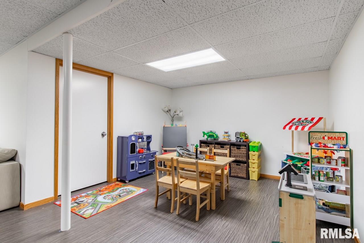 602 East High Point Road Peoria, IL 61614 - Photo 48 of 50 Gallery Image 48