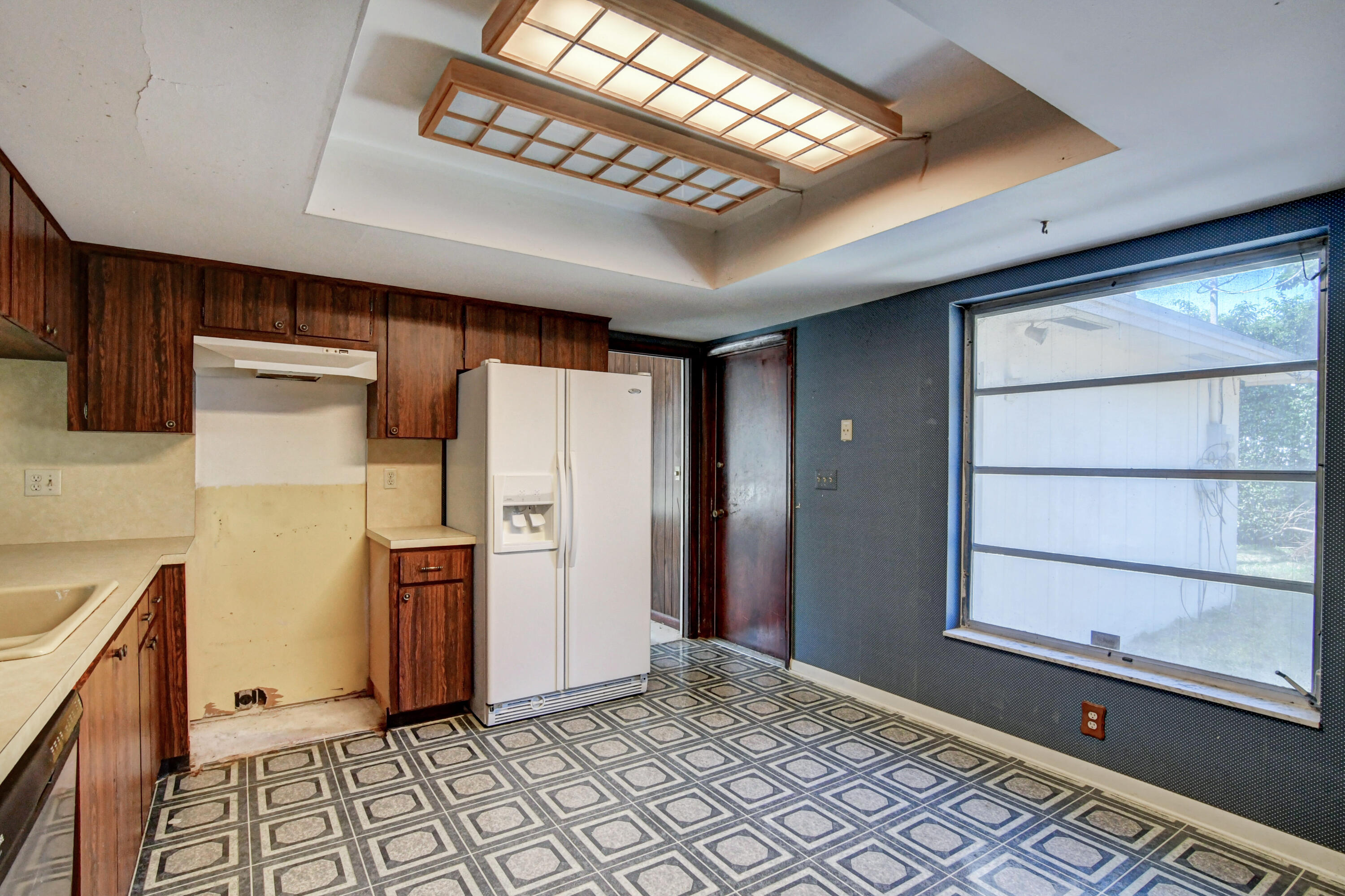 3408 Washington Road West Palm Beach, FL 33405 - Photo 13 of 33 20_dsc_4322_3_4_5_6