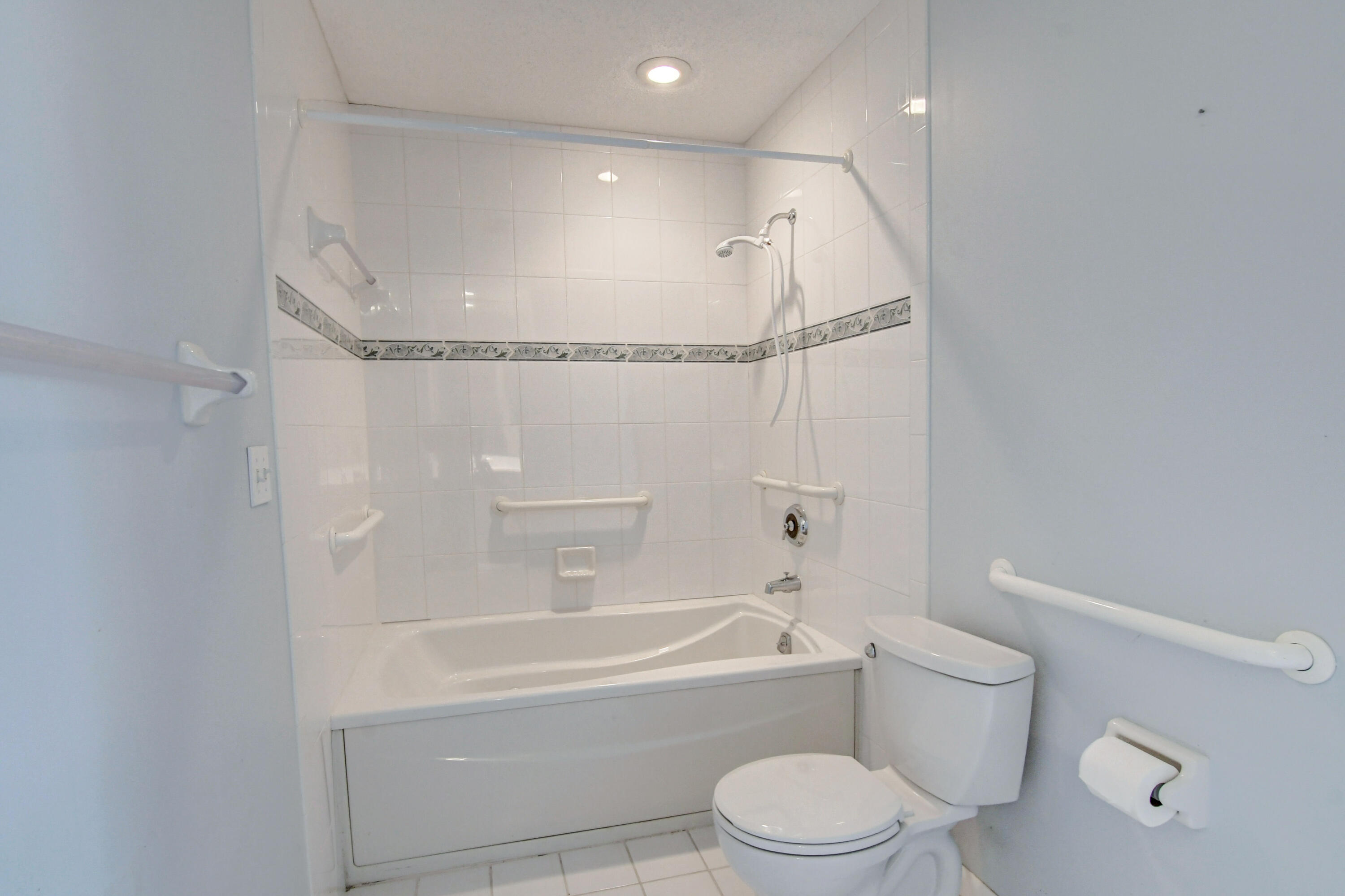 3408 Washington Road West Palm Beach, FL 33405 - Photo 21 of 33 36_dsc_4417_18_19_20_21