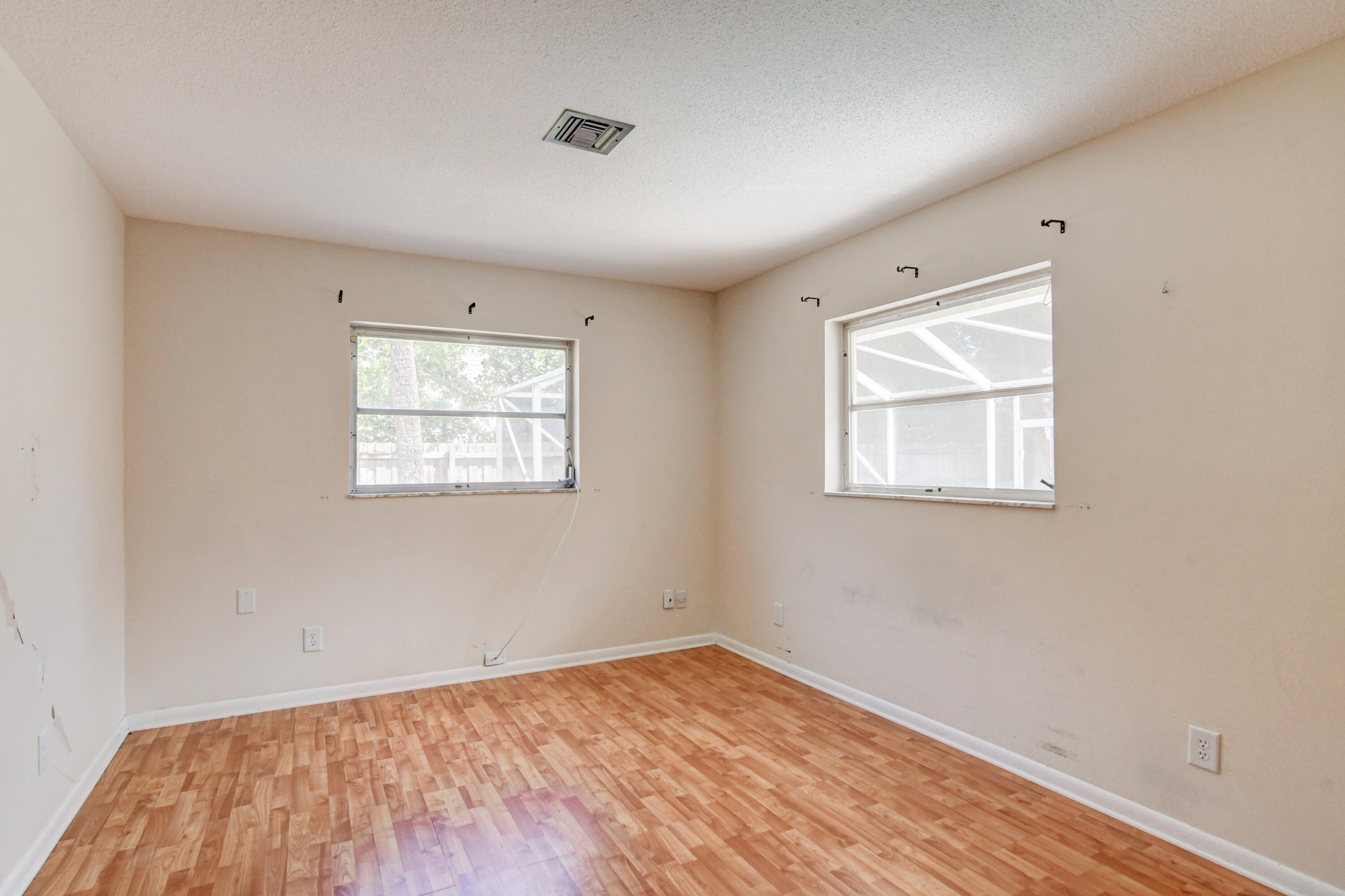 3408 Washington Road West Palm Beach, FL 33405 - Photo 27 of 33 43_dsc_4477_78_79_80_81