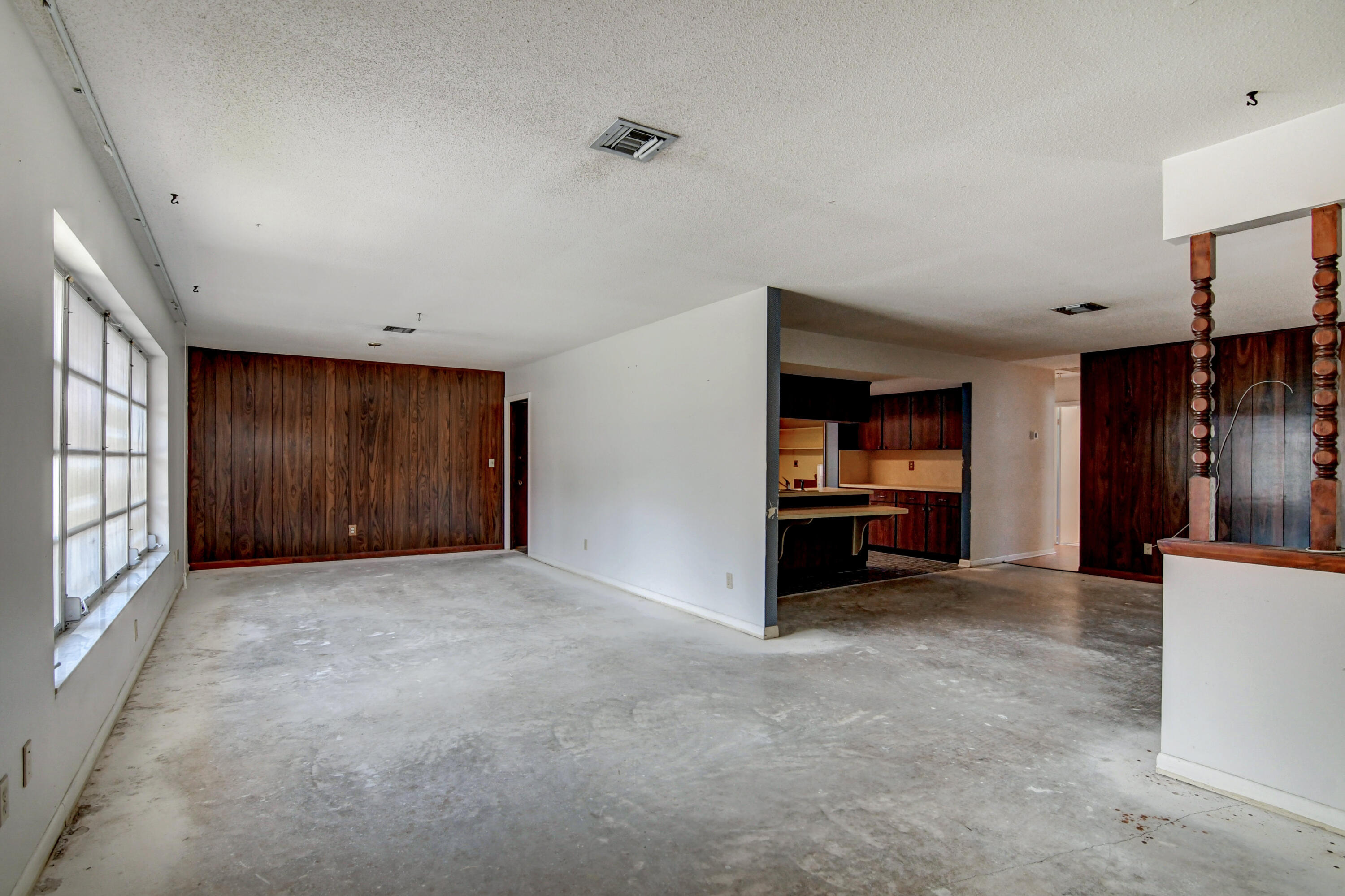 3408 Washington Road West Palm Beach, FL 33405 - Photo 8 of 33 07_dsc_4247_48_49_50_51