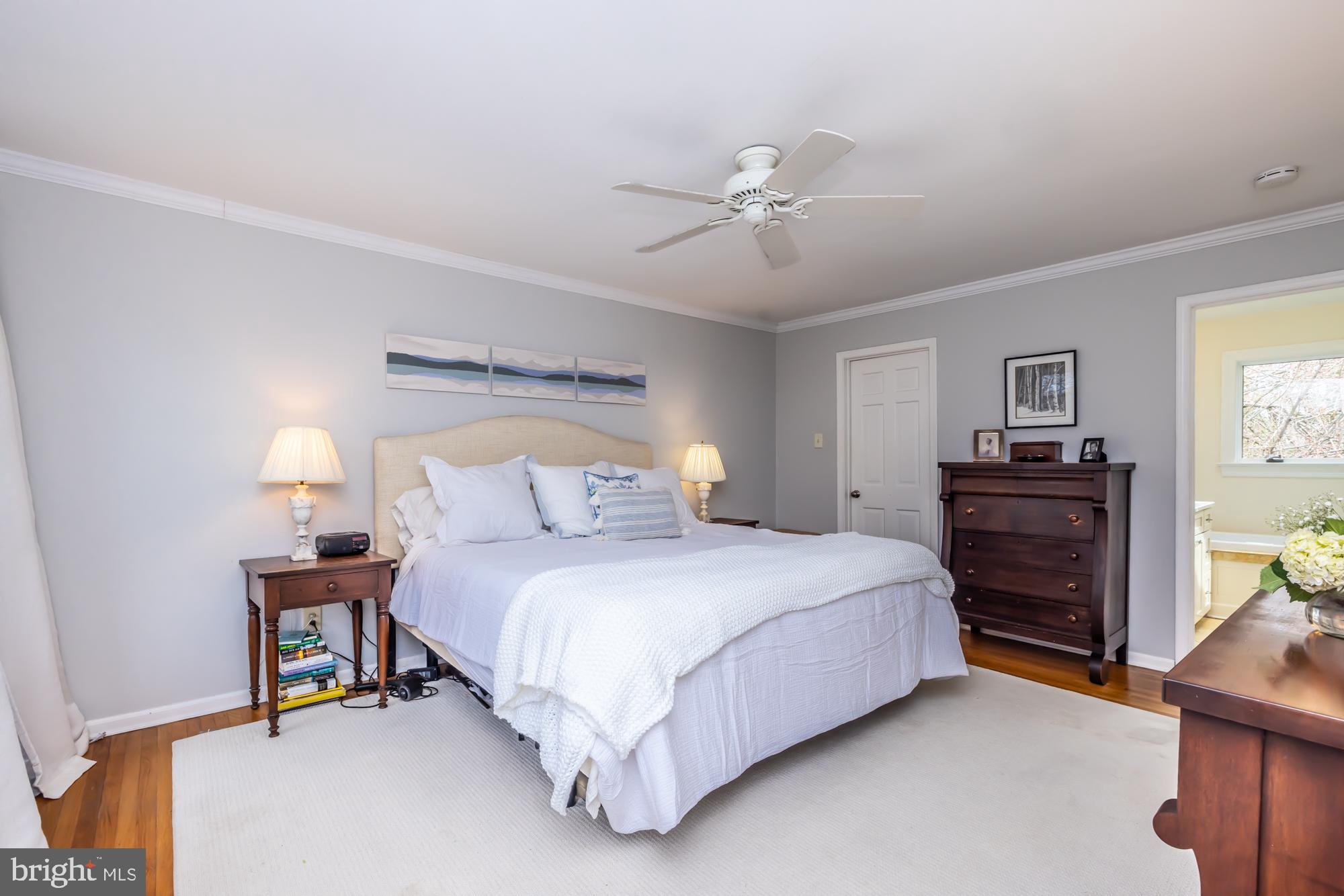 848 Pheasant Run Road West Chester, PA 19382 - Photo 23 of 51 Primary w/Walk In Closet