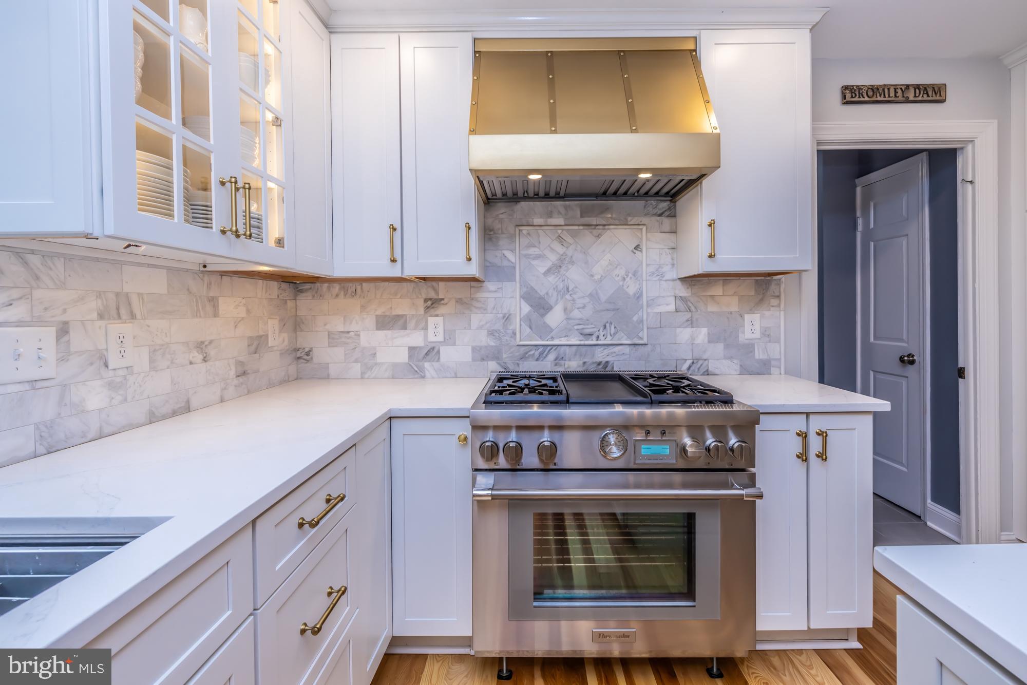 848 Pheasant Run Road West Chester, PA 19382 - Photo 5 of 51 Renovated Kitchen Thermador Range