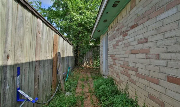 $205,000 | 3111 Oak Rock, Spring, TX 77373