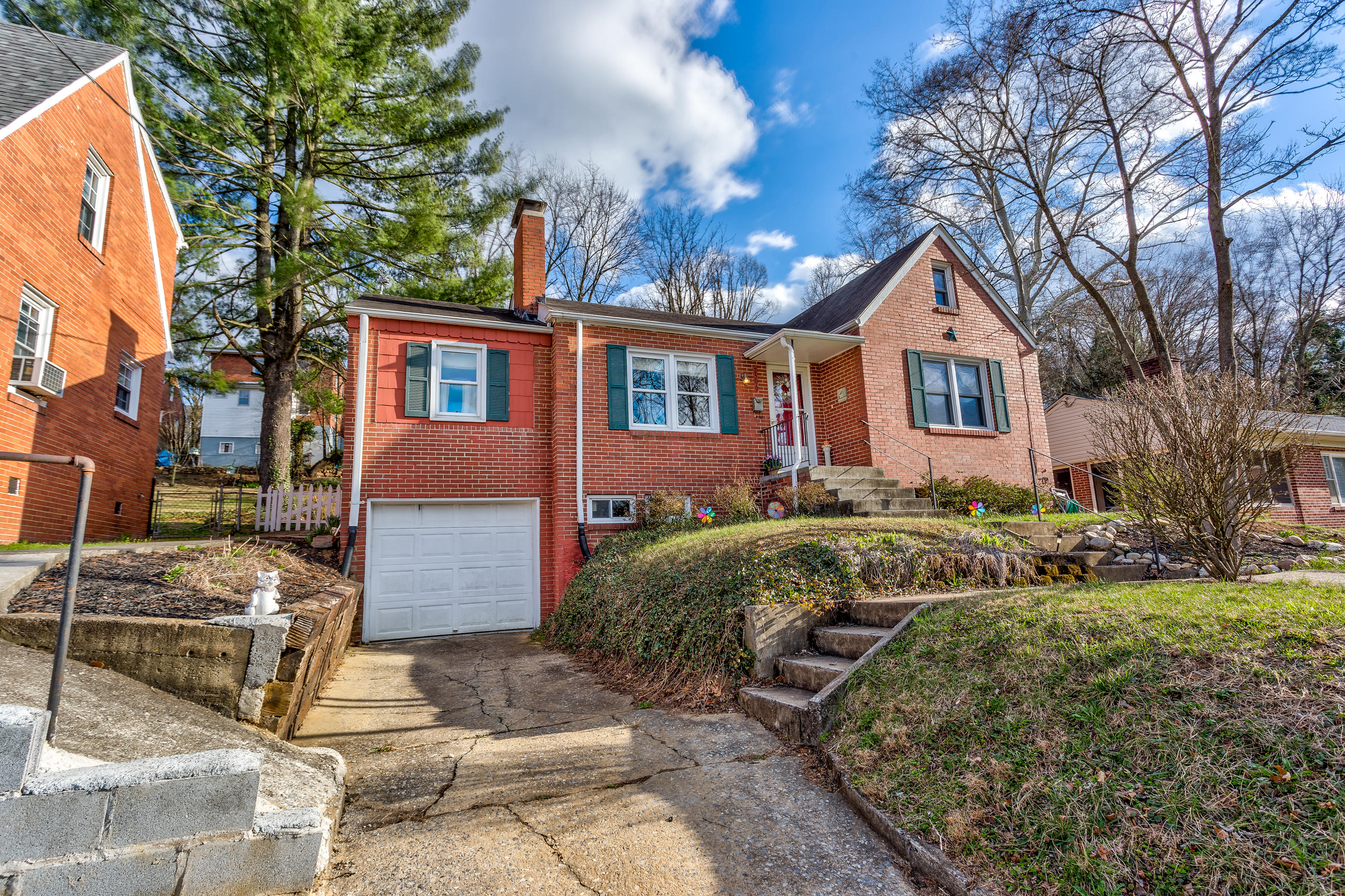 2506 Livingston Road Southwest Roanoke, VA 24015 - Photo 22 of 25 IMG_3