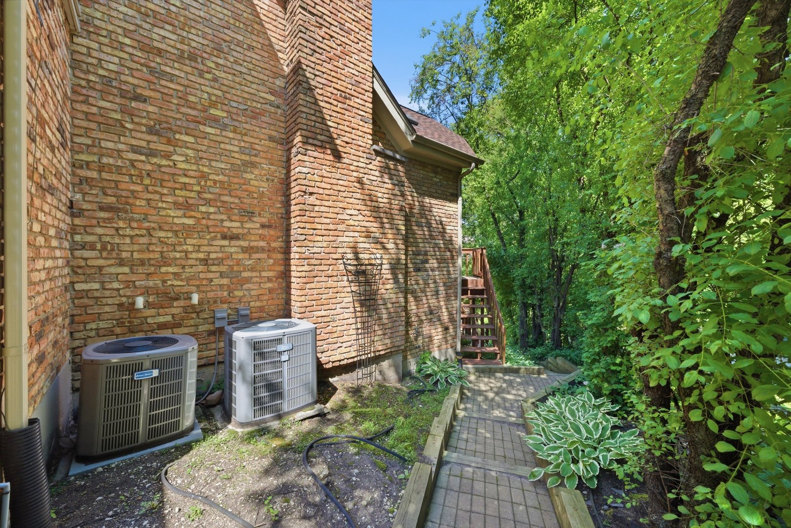 8701 Lake Ridge Drive Darien, IL 60561 - Photo 31 of 38