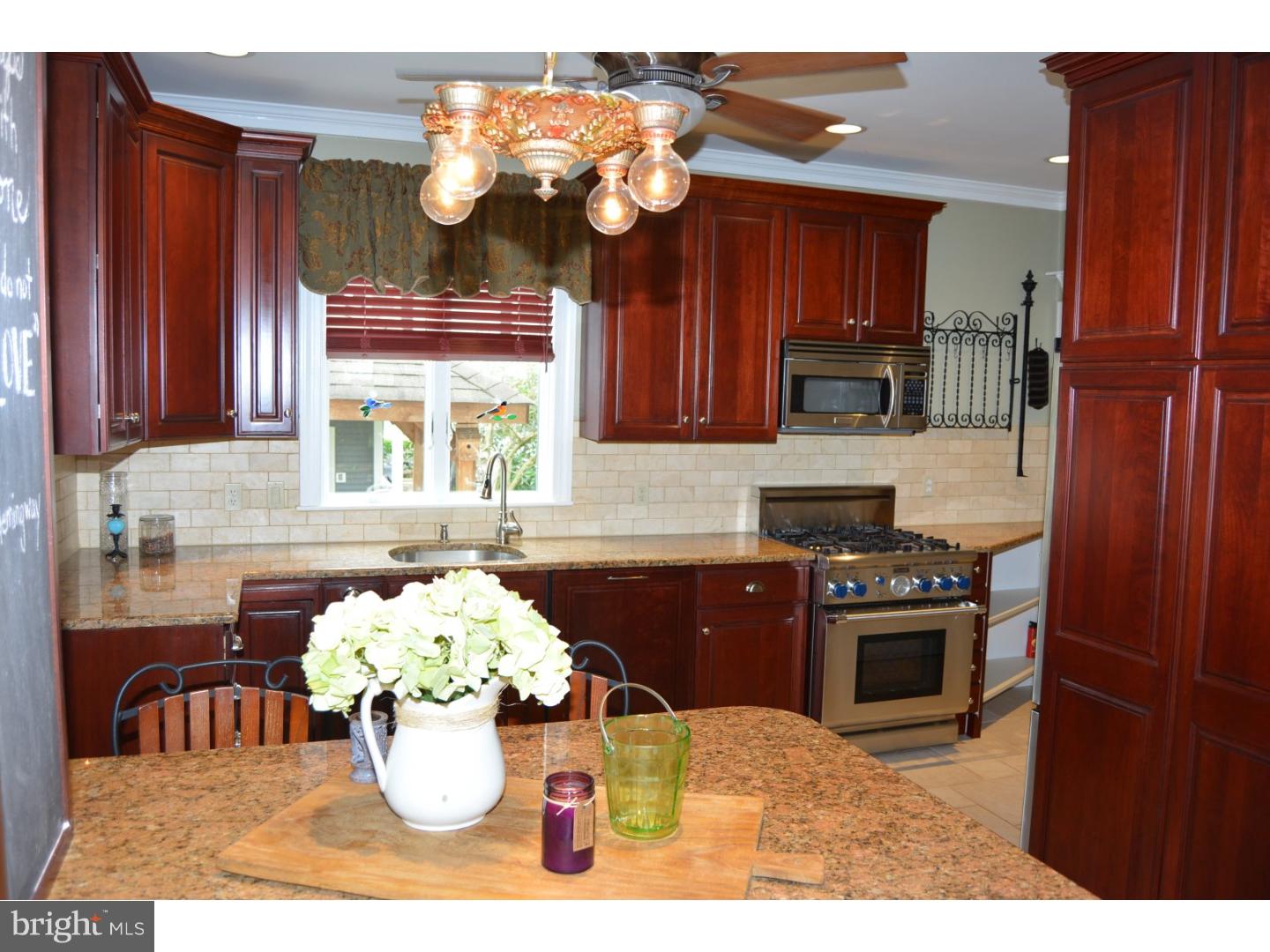 233 Olive Street Rancocas, NJ 08073 - Photo 8 of 25 Kitchen