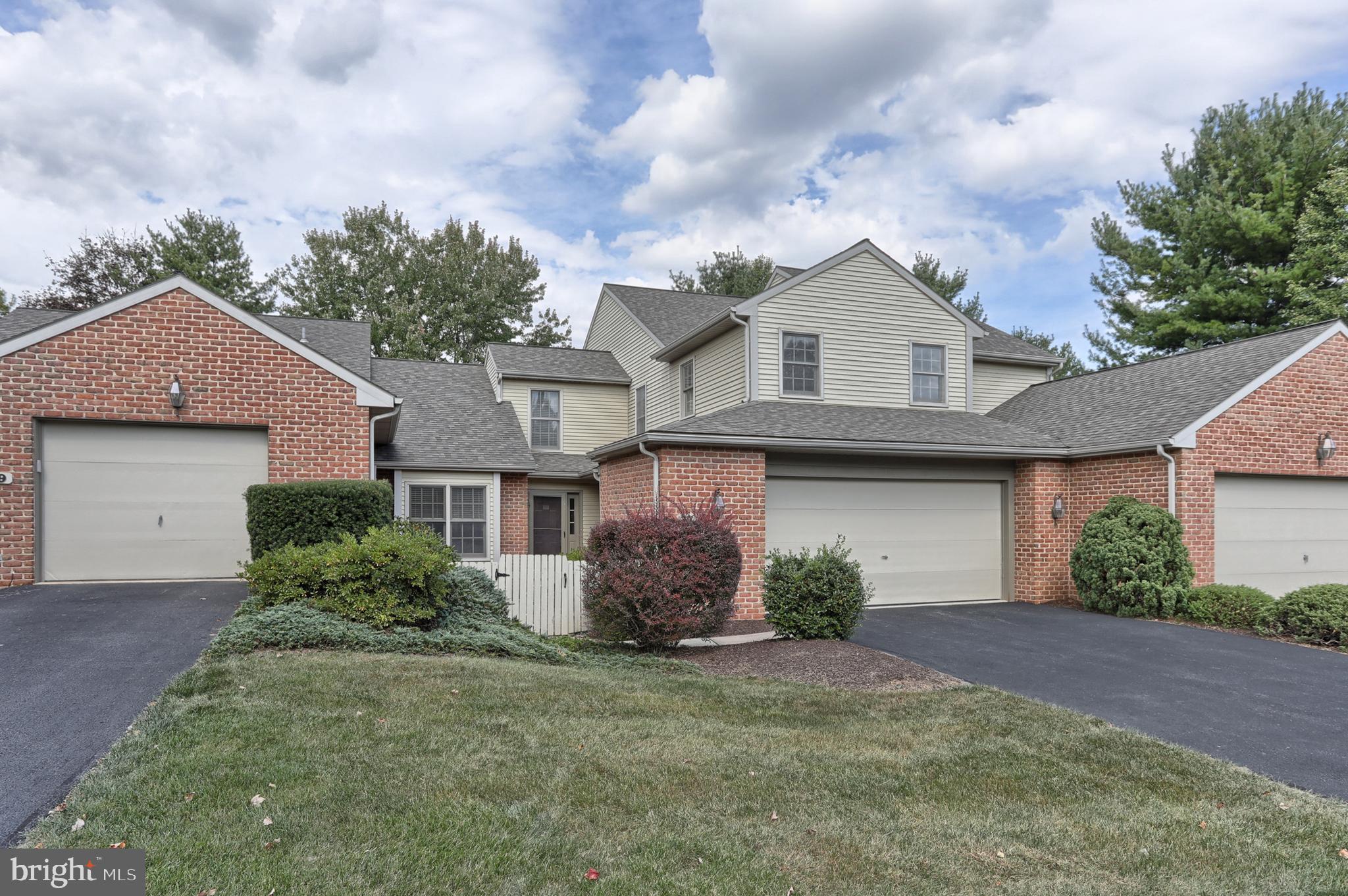 Welcome to 77 Cambridge Drive, Hershey!