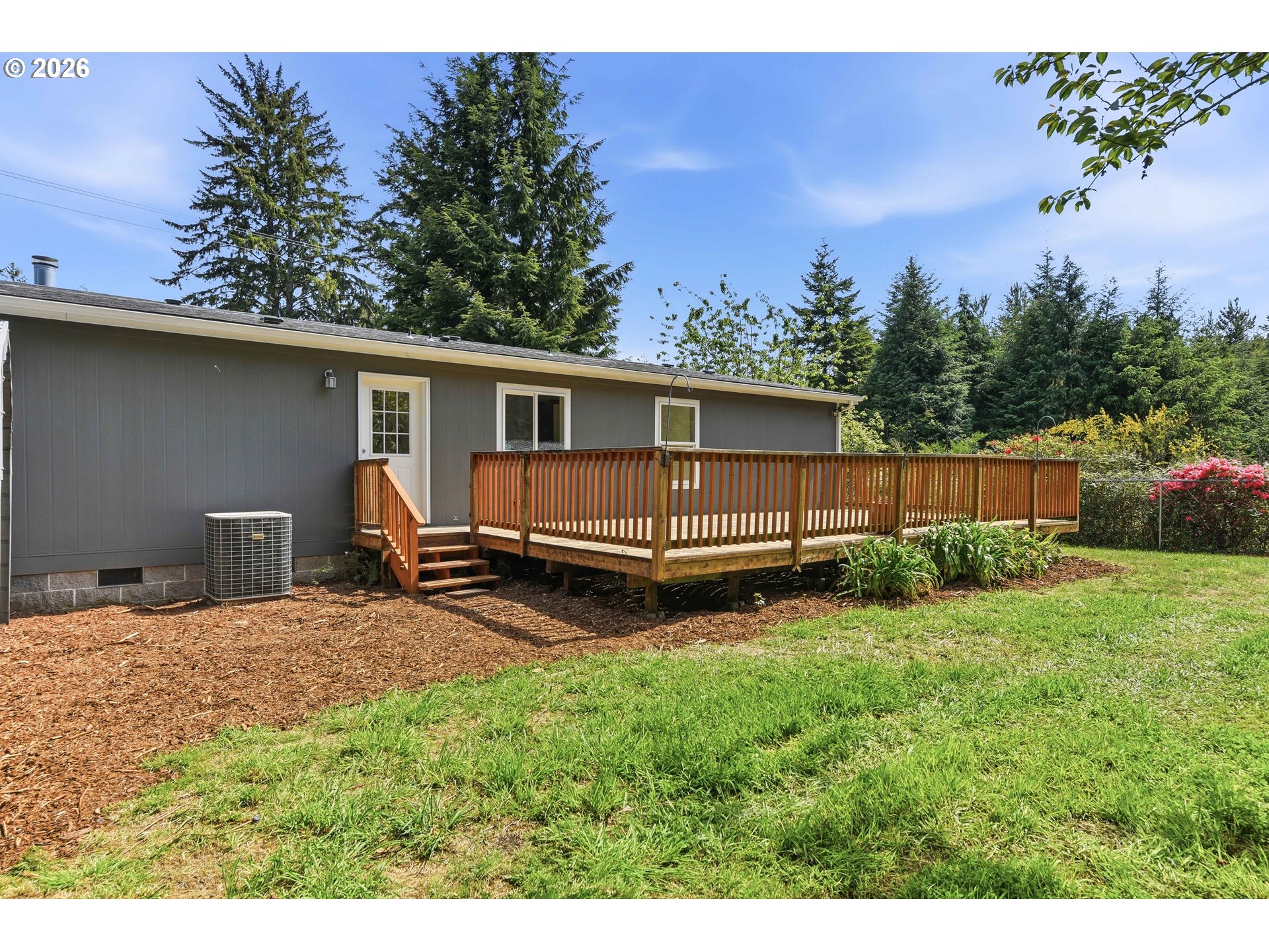 67752 Beaver Loop Road North Bend, OR 97459 - Photo 3 of 48