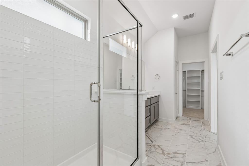 4612 Carina Road McKinney, TX 75071 - Photo 25 of 38 Primary Bathroom in the Claret home plan – REPRESENTATIVE PHOTO