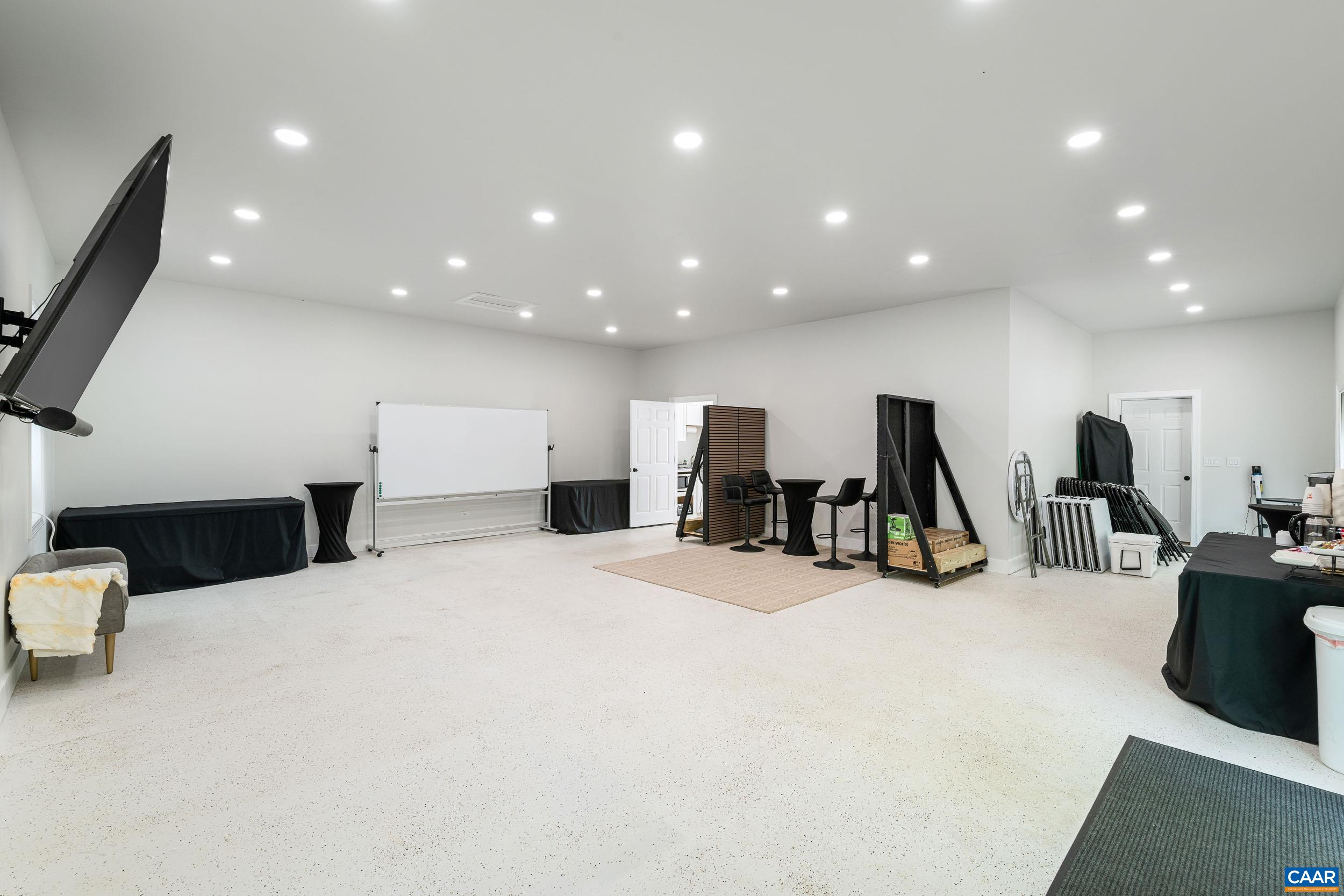 21 Thurman Road Troy, VA 22974 - Photo 52 of 74 Annex Bldg/Office/Guest