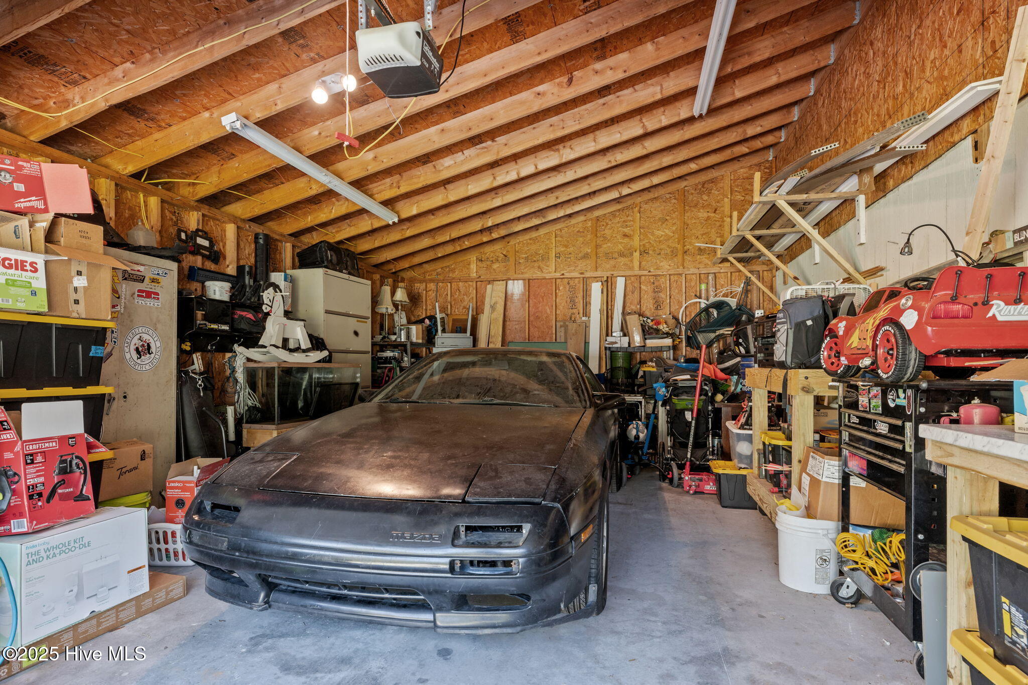 162 Peninsula Manor Road Hubert, NC 28539 - Photo 48 of 79 Garage
