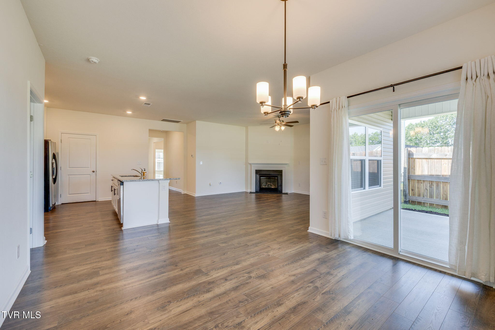 1160 Ridge Parke Kingsport, TN 37663 - Photo 12 of 33 013